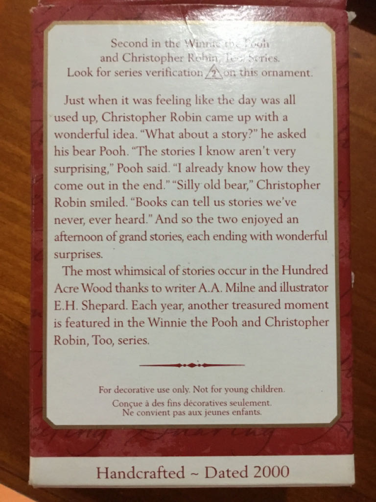 Story Time With Pooh - Disney Winnie The Pooh (Walt Disney Productions) ornament collectible [Barcode 015012566345] - Main Image 2