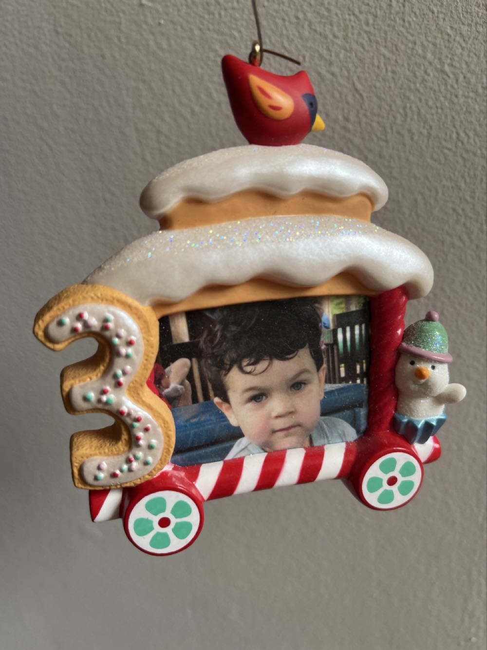 My Third Christmas - Hallmark Keepsake (Family Picture) ornament collectible [Barcode 795902214463] - Main Image 3