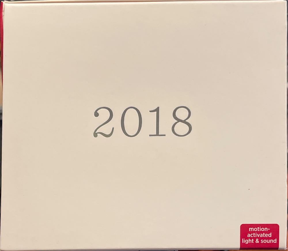 Batman Peekbuster - Batman (Batman) ornament collectible [Barcode 763795373383] - Main Image 4