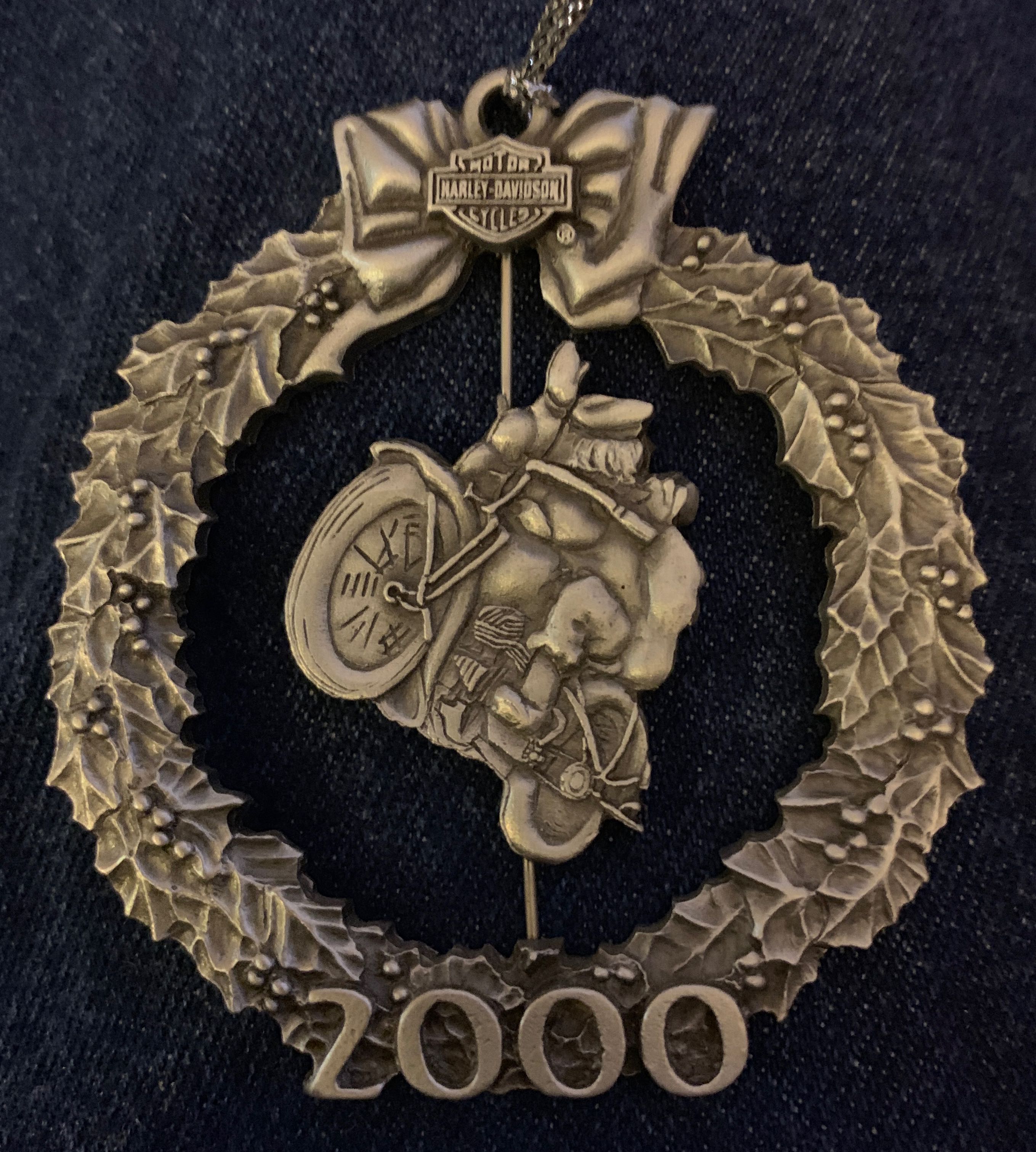 Pine Cone - Elf - Skier