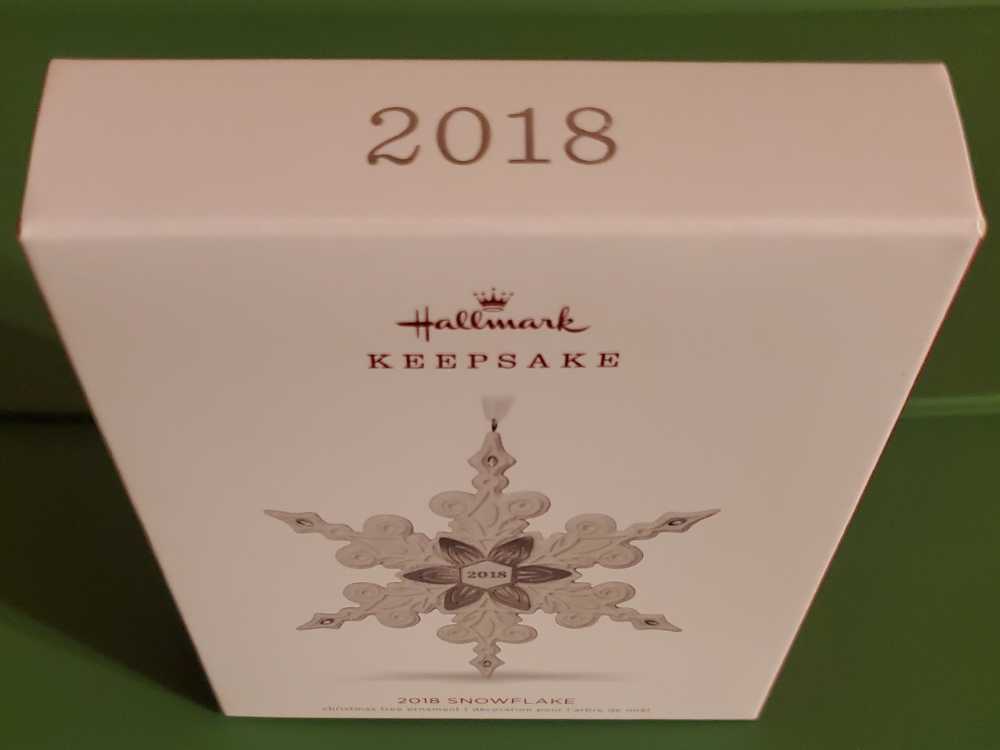 Snowflakes: “2018 SNOWFLAKE” - Snowflakes (Hanging Ornament) ornament collectible [Barcode 763795355778] - Main Image 3