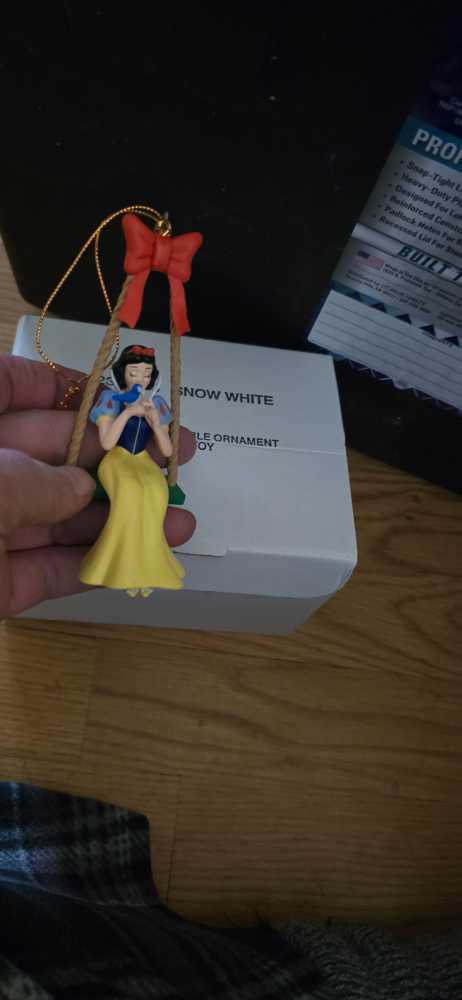 Snow White On Swing - Disney Snow White and the Seven Dwarfs ornament collectible - Main Image 3