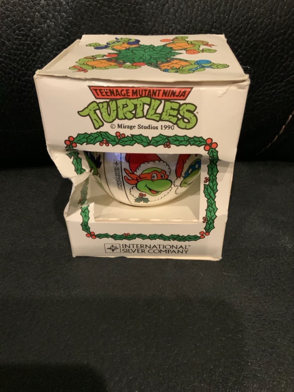 Teenage Mutant Ninja Turtles - Santa Hats Ball - Unbreakable Satin Ornament (Teenage Mutant Ninja Turtles) ornament collectible [Barcode 011477303365] - Main Image 4