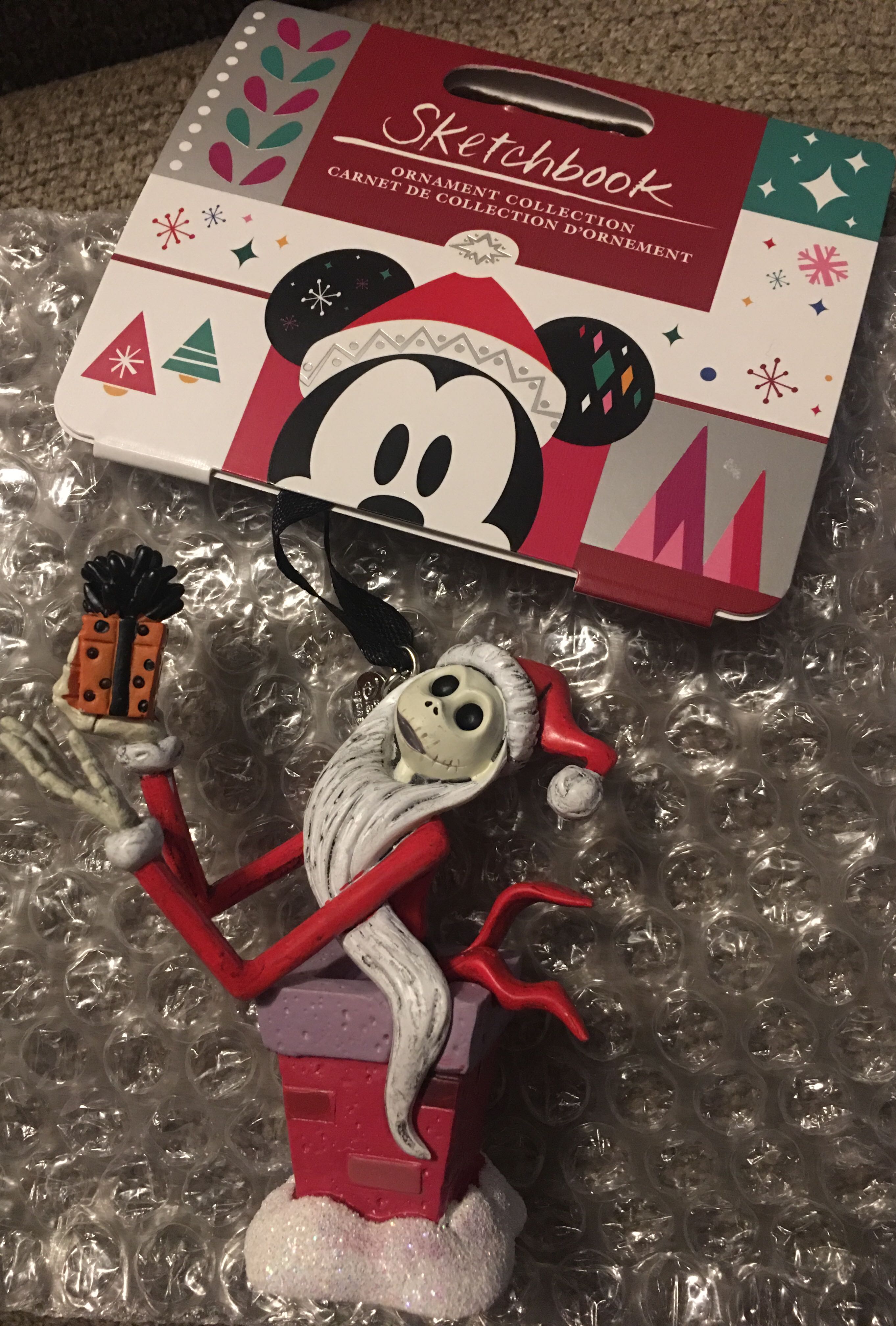 Charming Tails - Wreath Dated