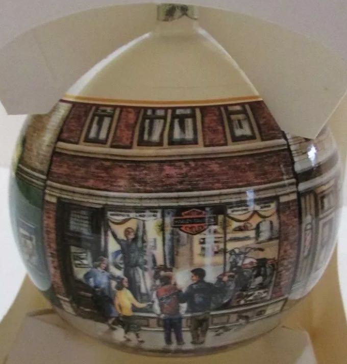 Glass 1988 Harley Davidson  ornament collectible - Main Image 2