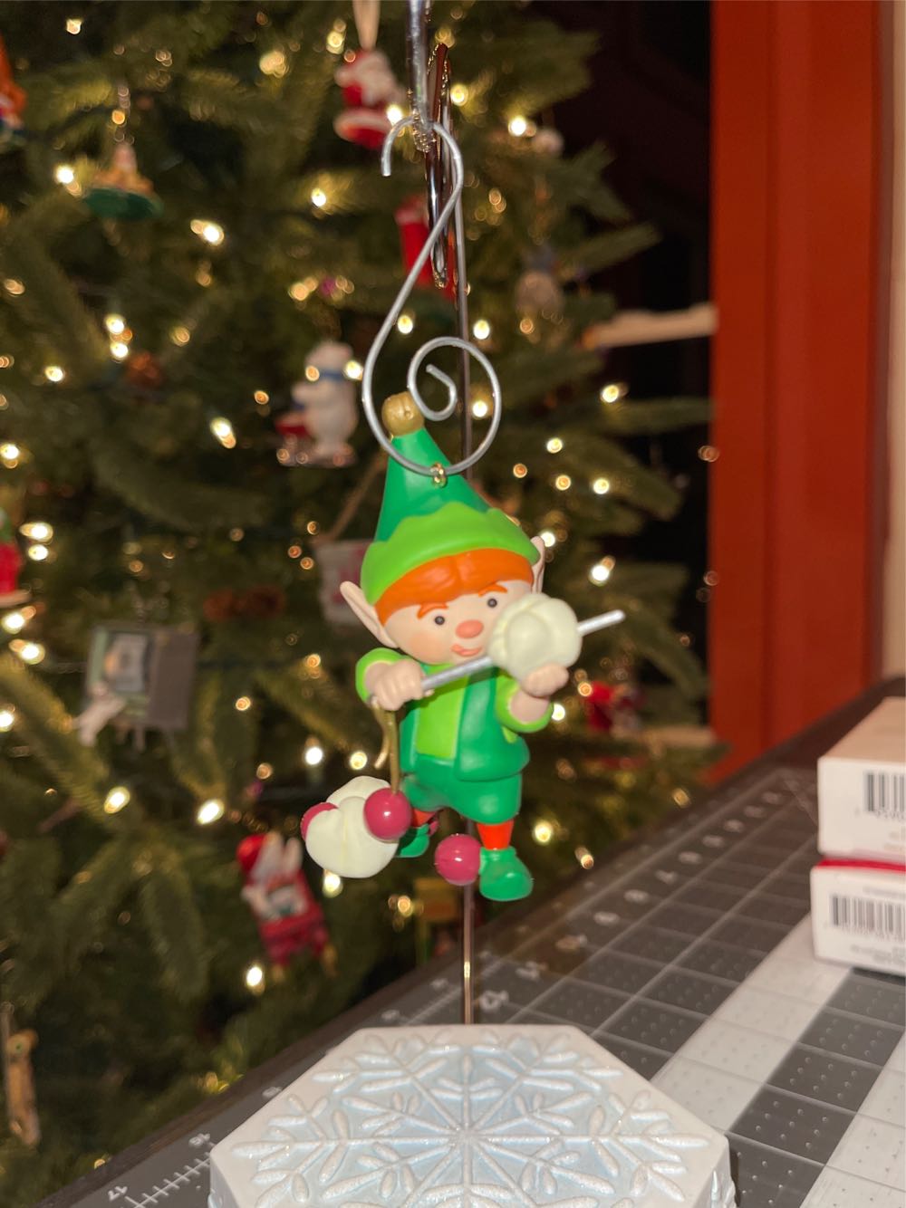 North Pole Tree Trimmers #6 - North Pole Tree Trimmers (Elves) ornament collectible [Barcode 763795346967] - Main Image 4