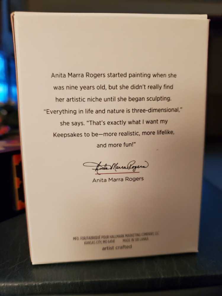 Newt Scamander’s Niffler - Fantastic Beasts And Where To Find Them (Harry Potter) ornament collectible [Barcode 763795331253] - Main Image 2