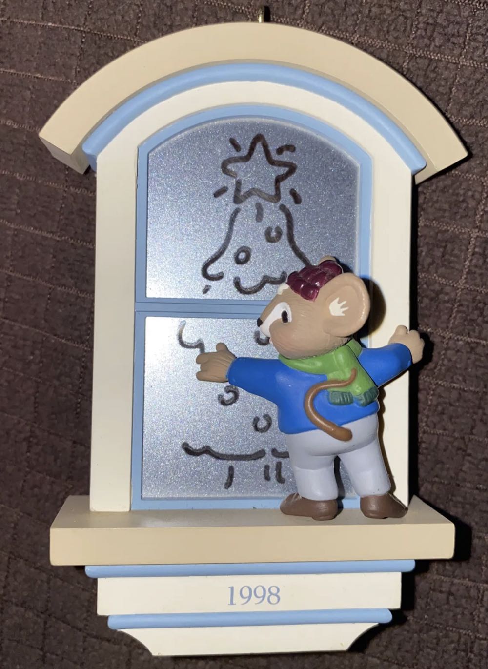 Holiday Decorator - Hallmark Keepsake (Hallmark Keepsake) ornament collectible [Barcode 015012476156] - Main Image 3