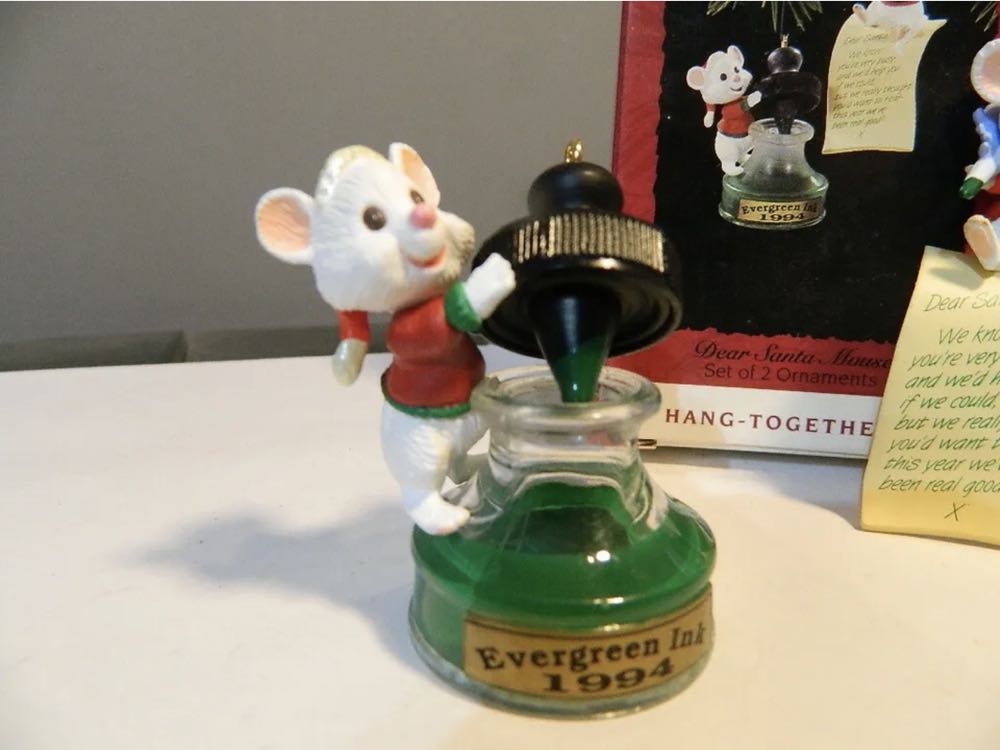 Dear Santa Mouse - Hang Togethers (Mice) ornament collectible [Barcode 015012138825] - Main Image 3
