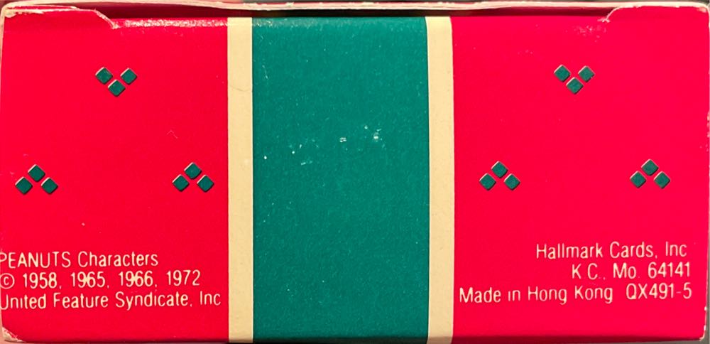 #2 Hitting The Ice - Snoopy & Woodstock ornament collectible - Main Image 3