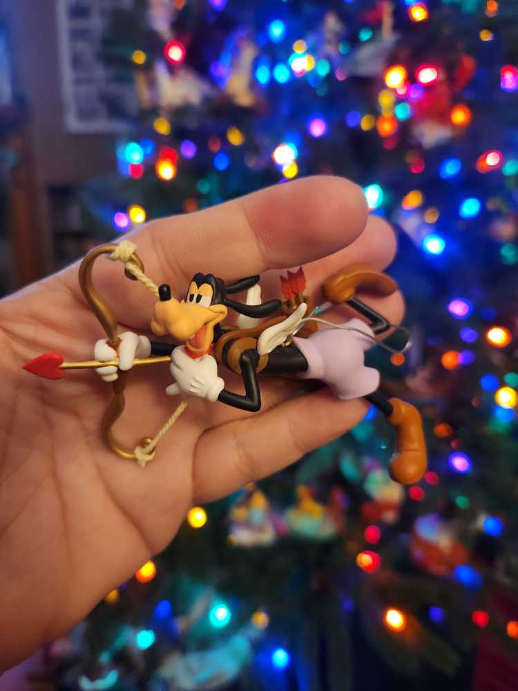 Disney Goofy Lookin’ For Love - Disney (Disney) ornament collectible [Barcode 763795296163] - Main Image 4