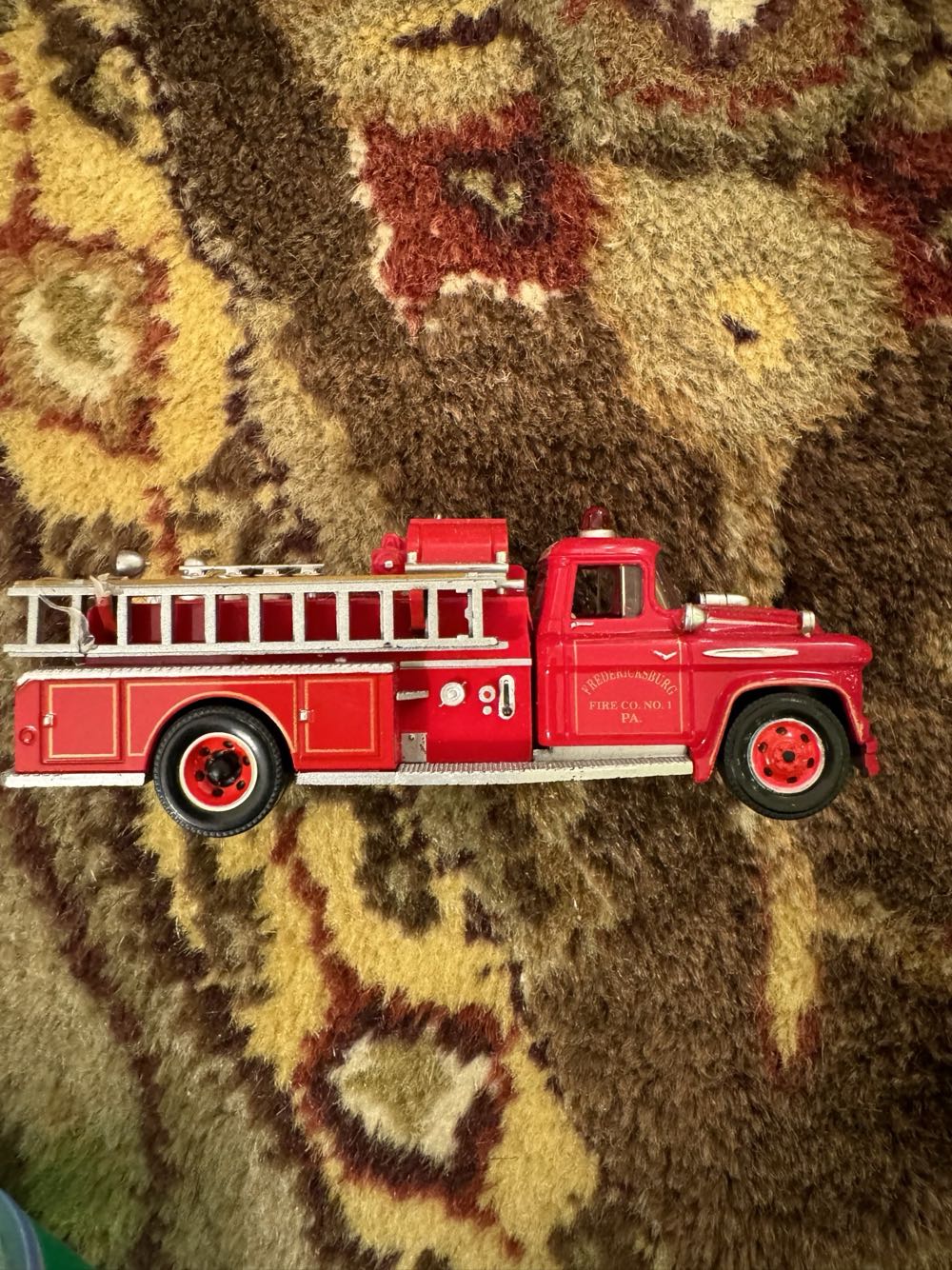1957 Chevrolet Fire Engine - Fire Brigade (Firetrucks) ornament collectible [Barcode 795902204679] - Main Image 4