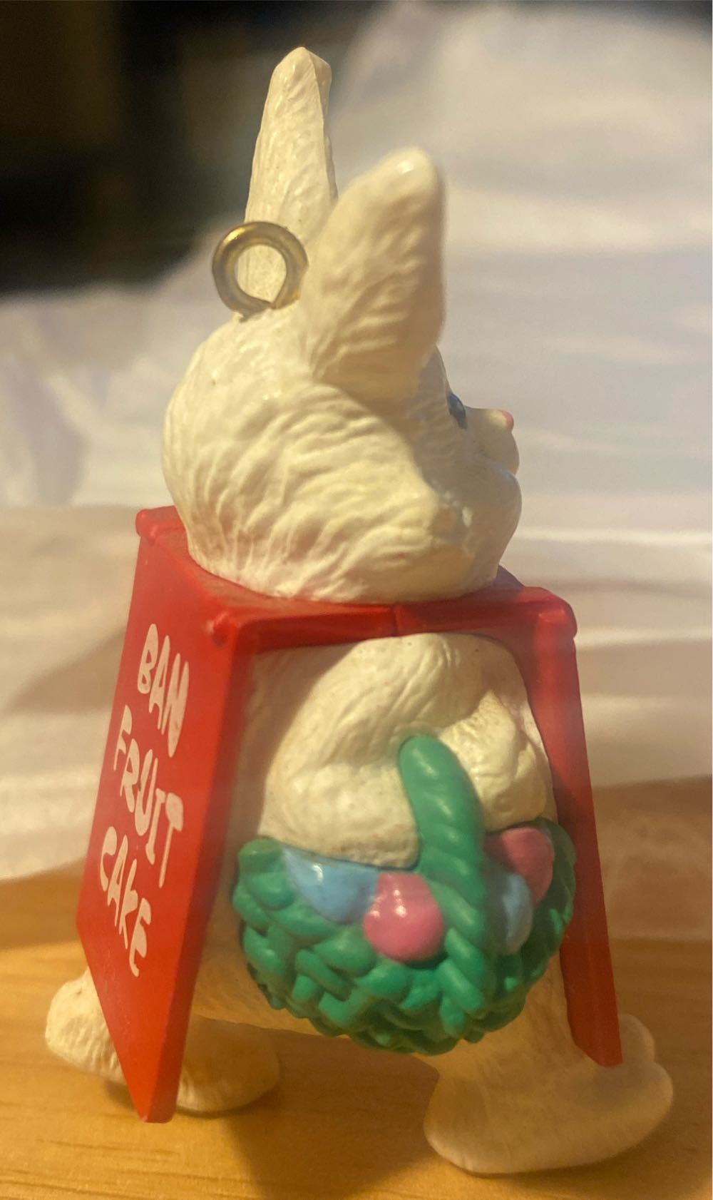 Billboard Bunny - Bunny (Christmas, Easter, Bunny) ornament collectible [Barcode 070000027437] - Main Image 4