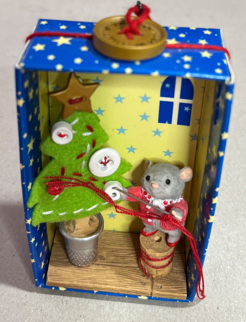 Make A Little Merry  (Ornament Debut, Ltd Ed) ornament collectible [Barcode 795902100865] - Main Image 3