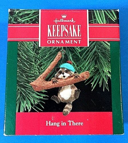 Hang In There   (Animals & Nature) ornament collectible [Barcode 070000027420] - Main Image 2
