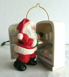 Santa Raiding the Fridge - Santa (MAGIC, Lights) ornament collectible [Barcode 015012026191] - Main Image 2