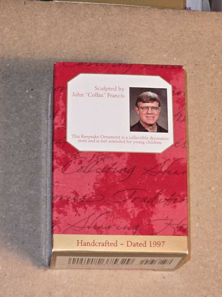 Bucket Brigade   ornament collectible [Barcode 015012375329] - Main Image 2