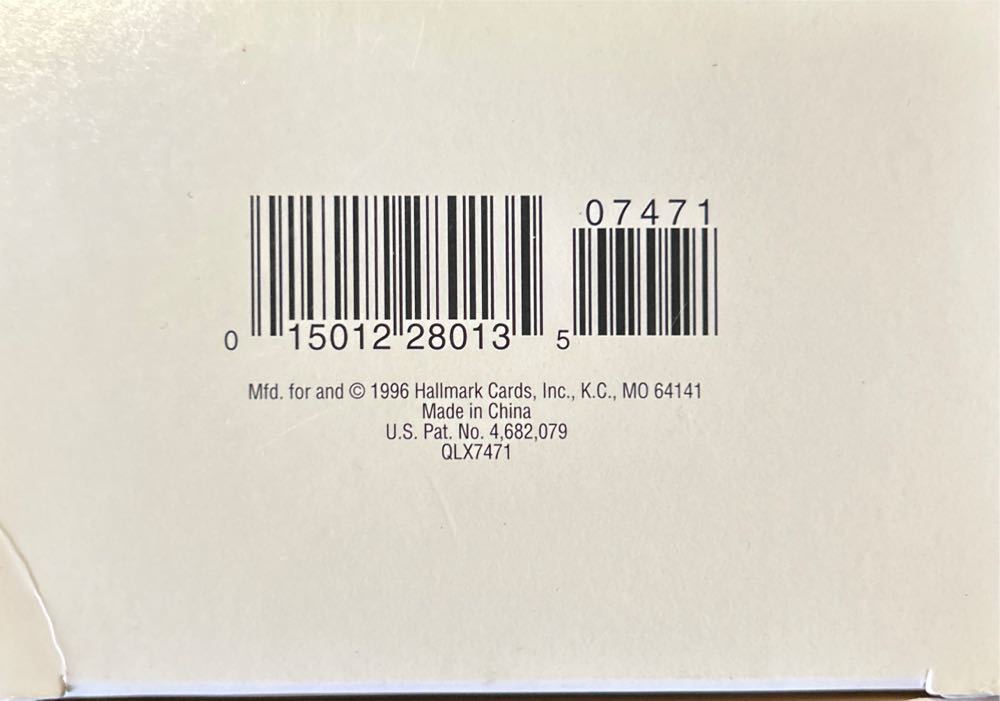 North Pole Volunteers  - Magic Sound & Light (Santa Claus) ornament collectible [Barcode 015012280135] - Main Image 3