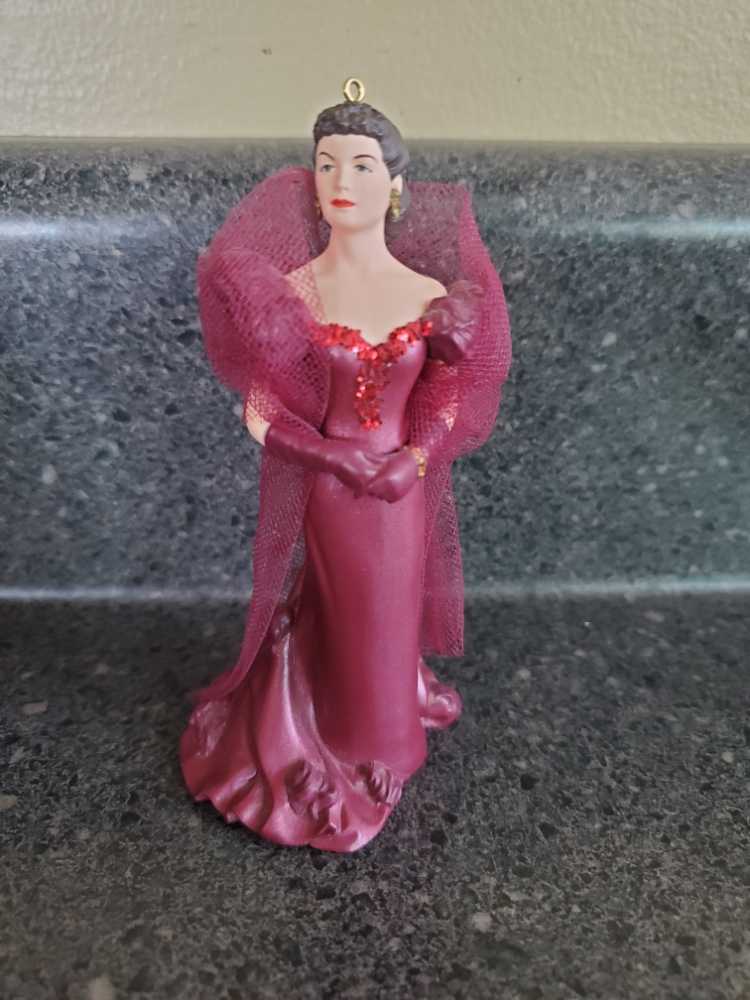 Scarlett O’Hara - Gone With The Wind (Gone With The Wind) ornament collectible [Barcode 015012372588] - Main Image 3