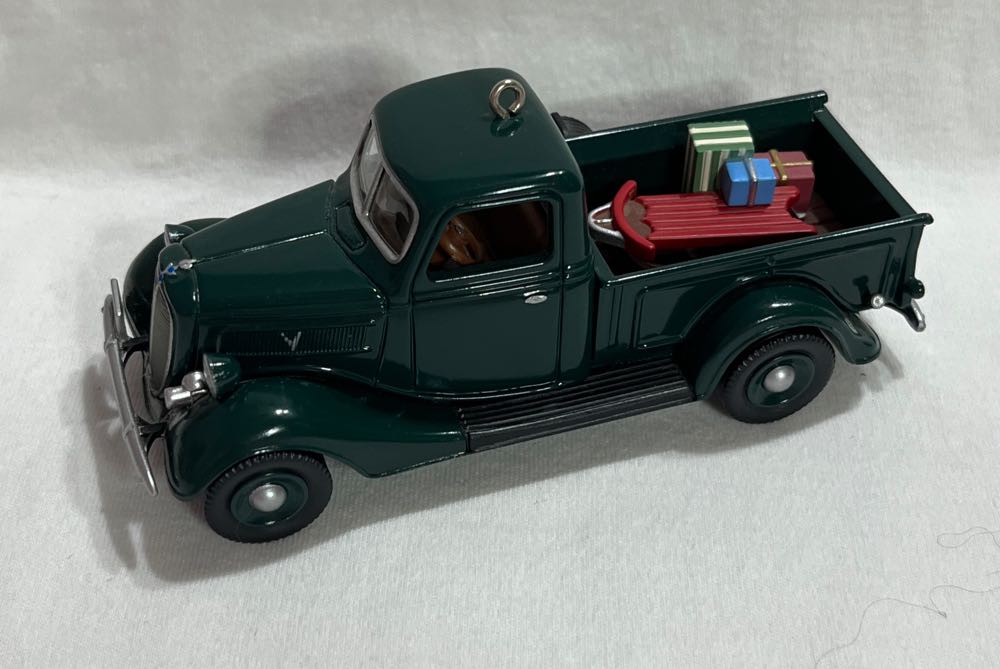 #4 1937 Ford V-8 - All-American Trucks (Trucks) ornament collectible [Barcode 015012432183] - Main Image 3