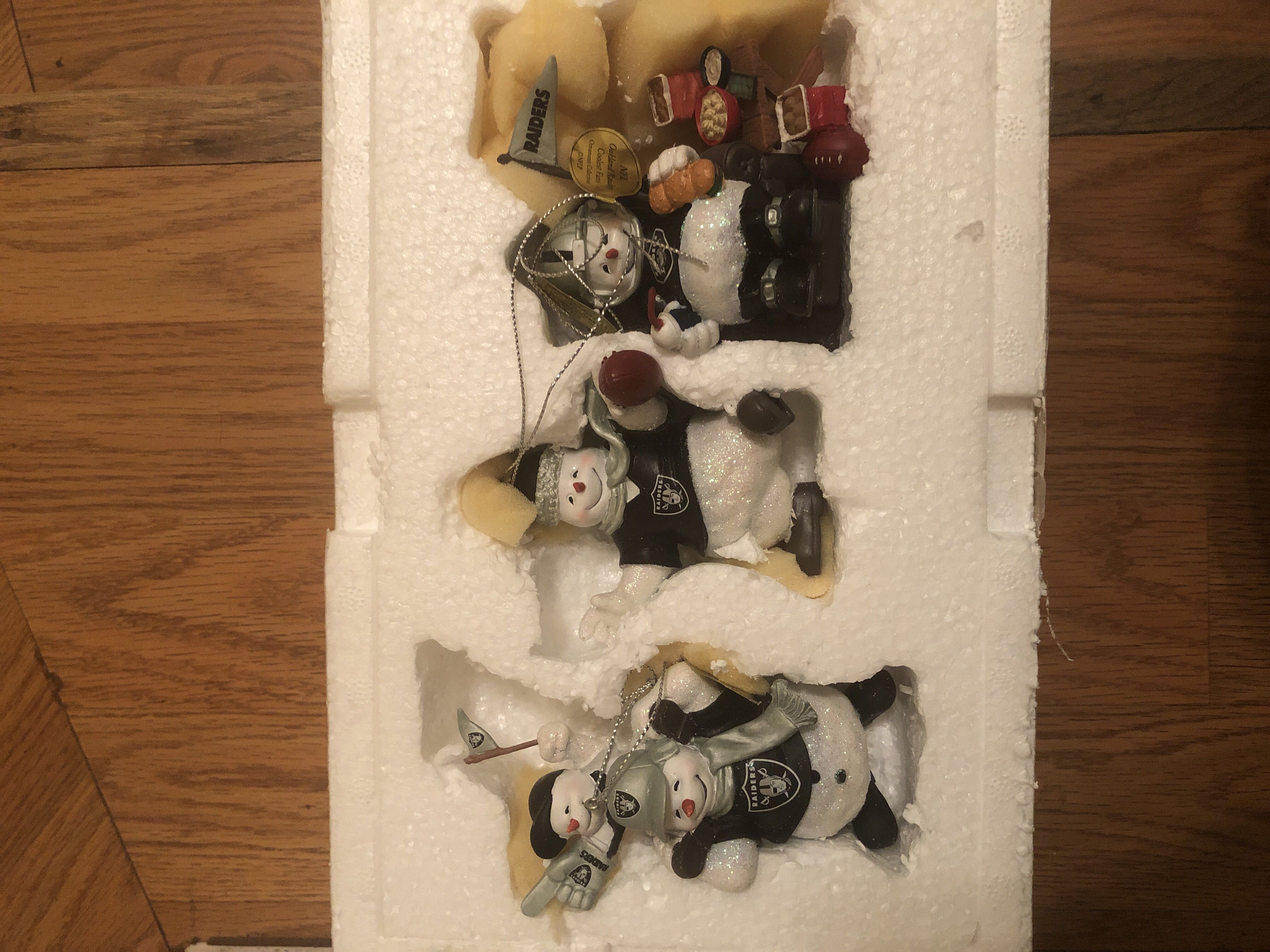 Paper Mache - Ornament - Gold/Black