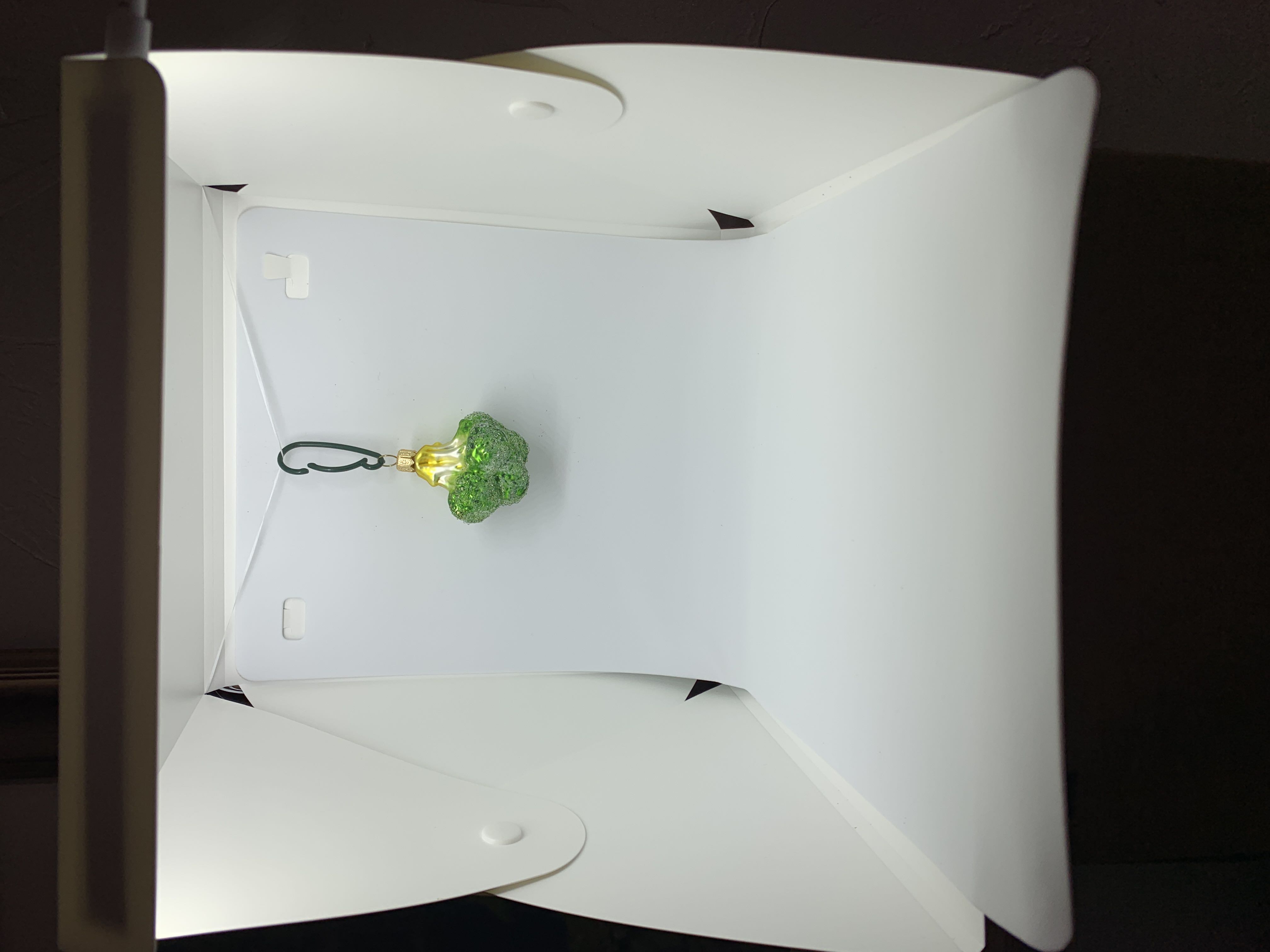 Broccoli  ornament collectible - Main Image 2