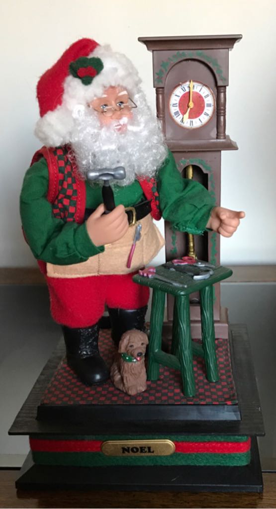 Inge Red Heart with Cardboard Santa head