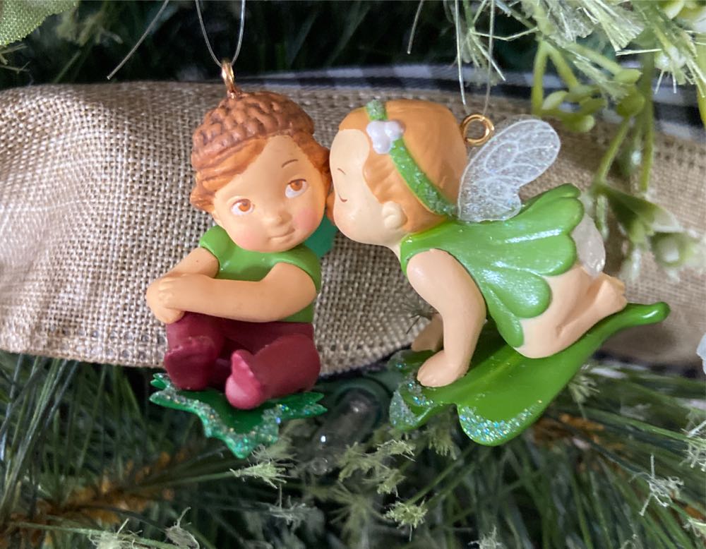 Mistletoe And Holly - Baby Fairy Messengers (4th & Final In Series: Mistletoe And Holly) ornament collectible [Barcode 763795332328] - Main Image 4