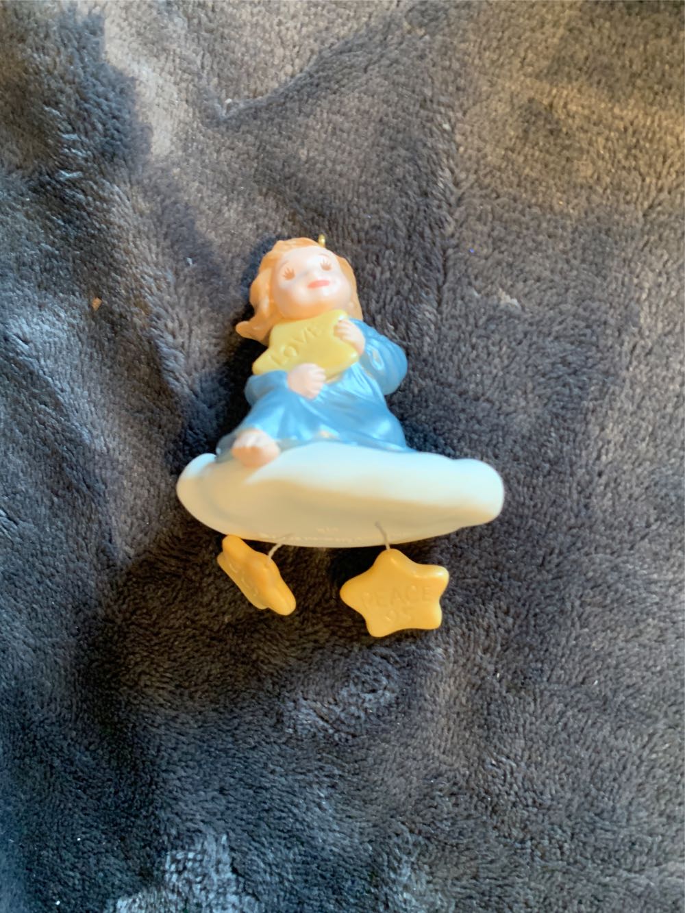 Three Wishes  - Hallmark Keepsake (Angels) ornament collectible [Barcode 015012262599] - Main Image 3