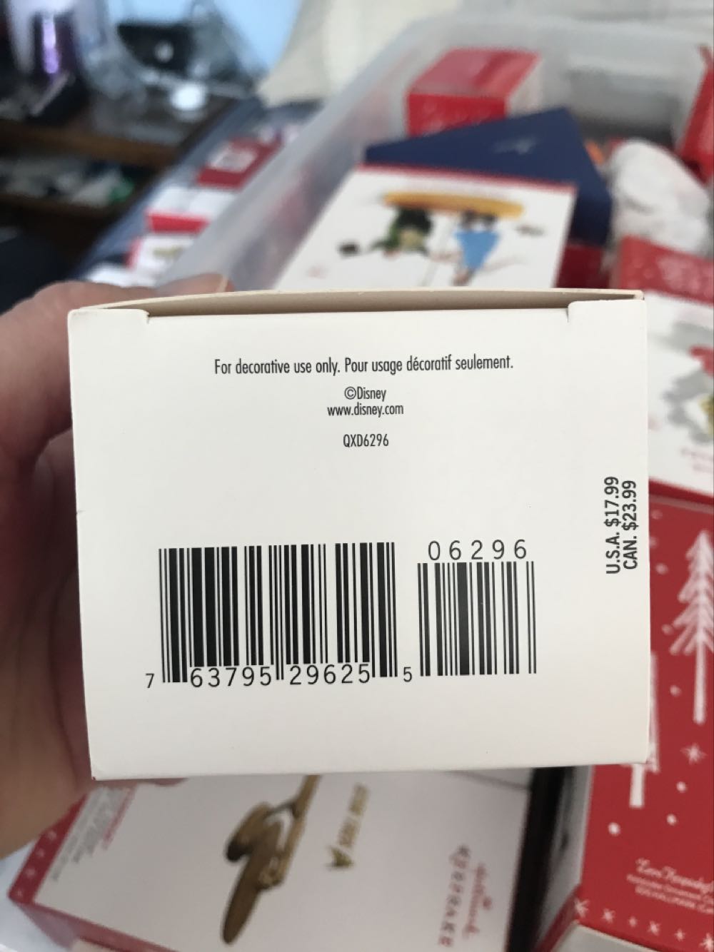 Ariel And King Triton - The Little Mermaid (Disney) ornament collectible [Barcode 763795296255] - Main Image 3