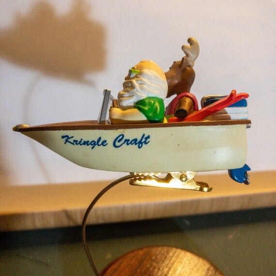 Making Waves - Making Waves (Santa) ornament collectible [Barcode 015012072501] - Main Image 3