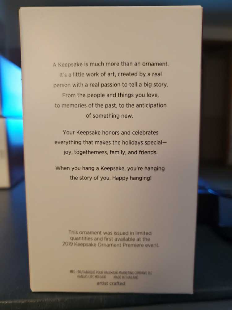 Captain America - Comic Book Heroes (Super Heroes) ornament collectible [Barcode 763795519248] - Main Image 3