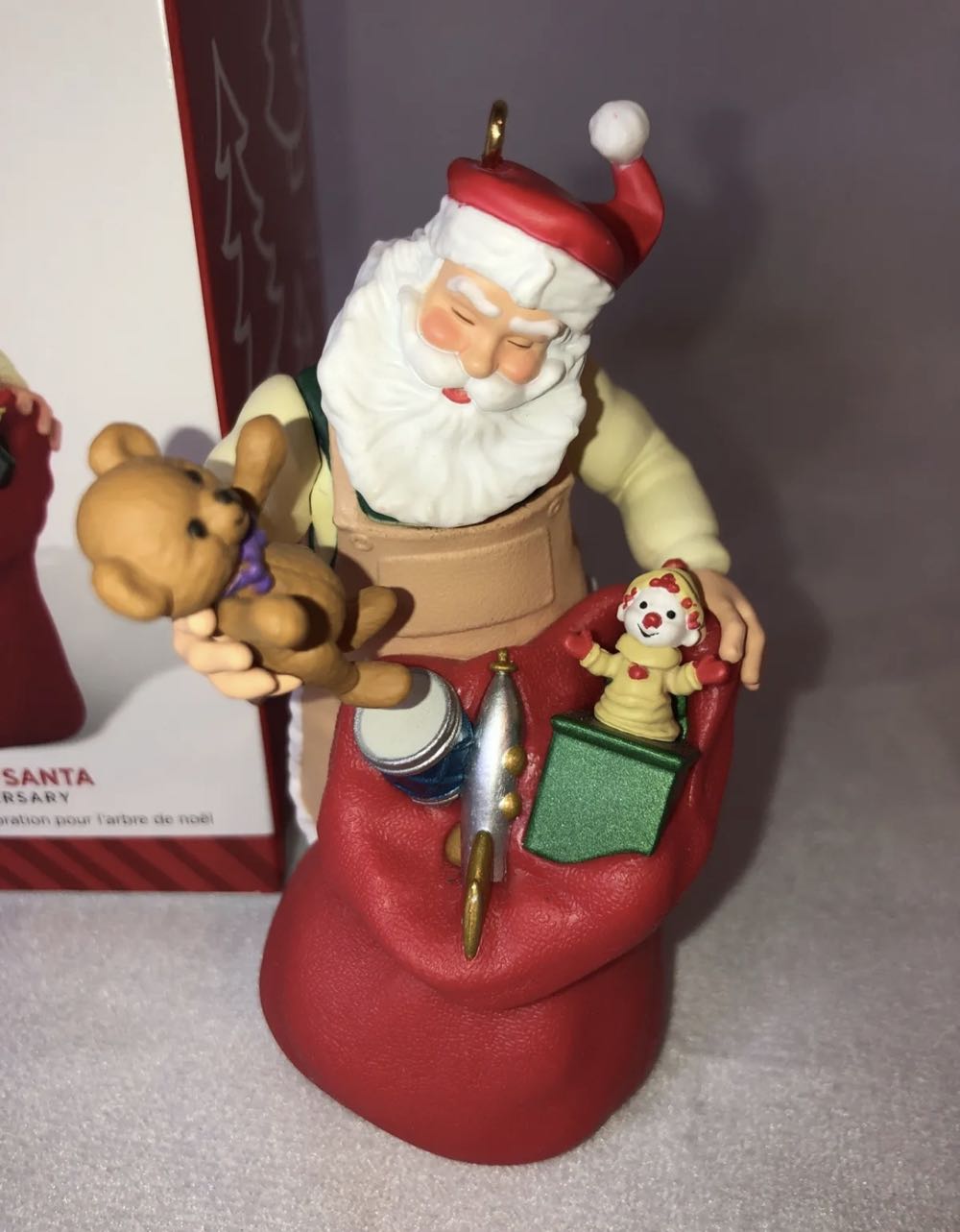 Toymaker Santa: A Full Sack - Toymaker Santa (Santa) ornament collectible [Barcode 795902431204] - Main Image 4