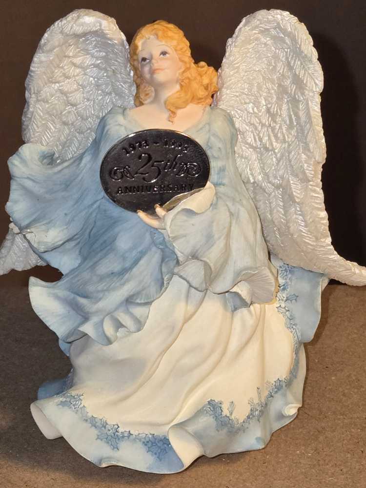 Joyful Messenger 1998  (Angel) ornament collectible [Barcode 015012437324] - Main Image 3