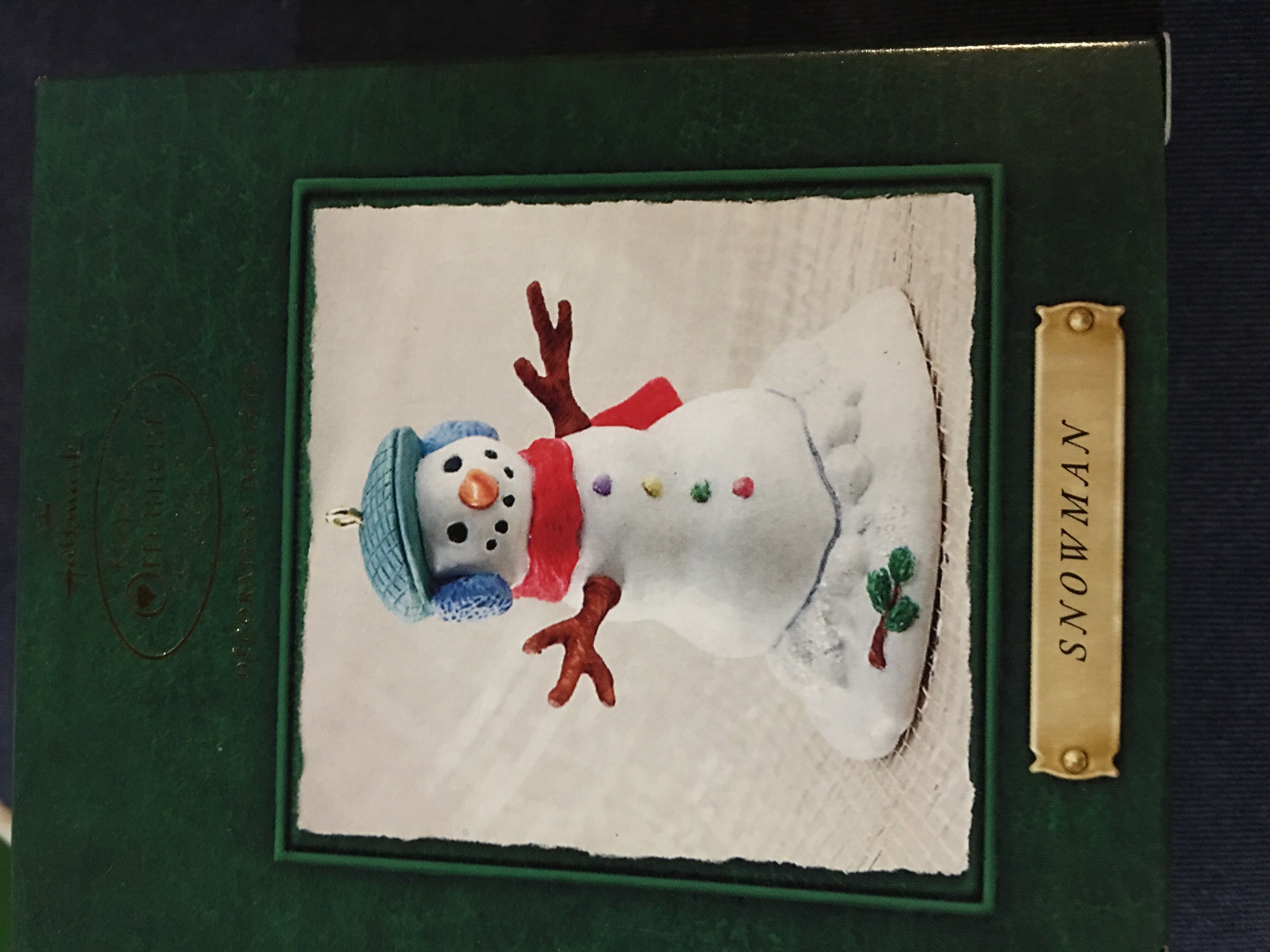 GES Aqua and Green Swirls & Speckles ball 