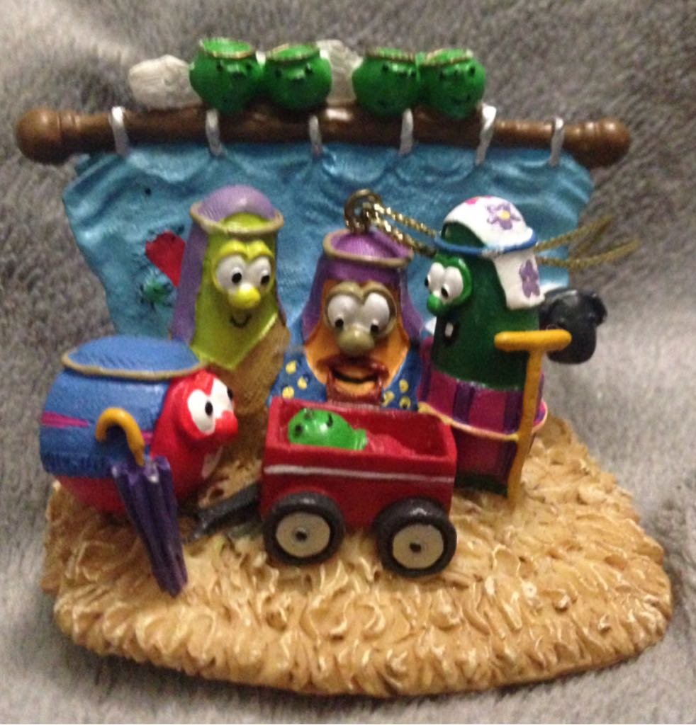 Veggie Tales: Manger Scene - Veggie Tales (Veggie Tales) ornament collectible - Main Image 1