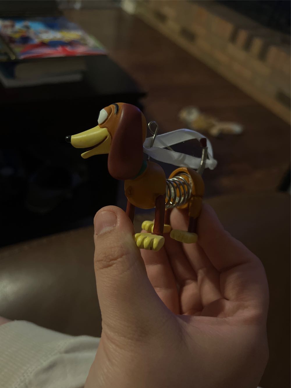 Toy Story Slinky Dog - Toy Story 4 - hallmark red box (Toy Story) ornament collectible [Barcode 763795562091] - Main Image 2