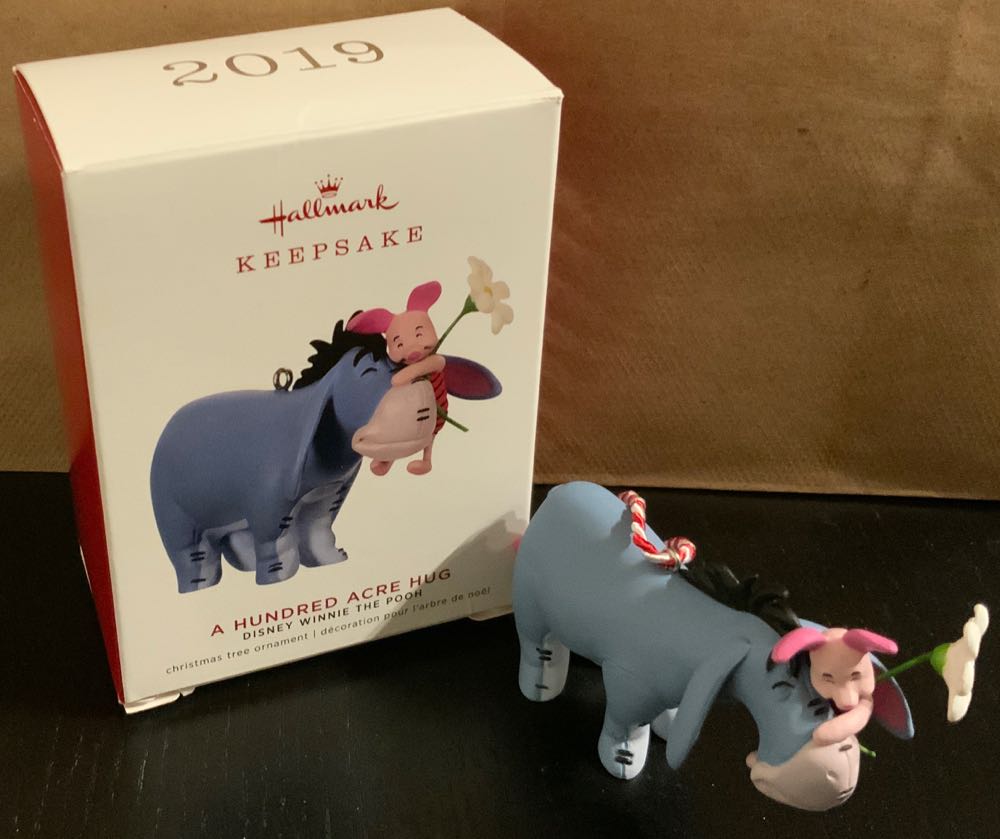 Hundred Acre Hug, A - Disney Winnie The Pooh (A Hundred Acre Hug) ornament collectible [Barcode 763795399598] - Main Image 2