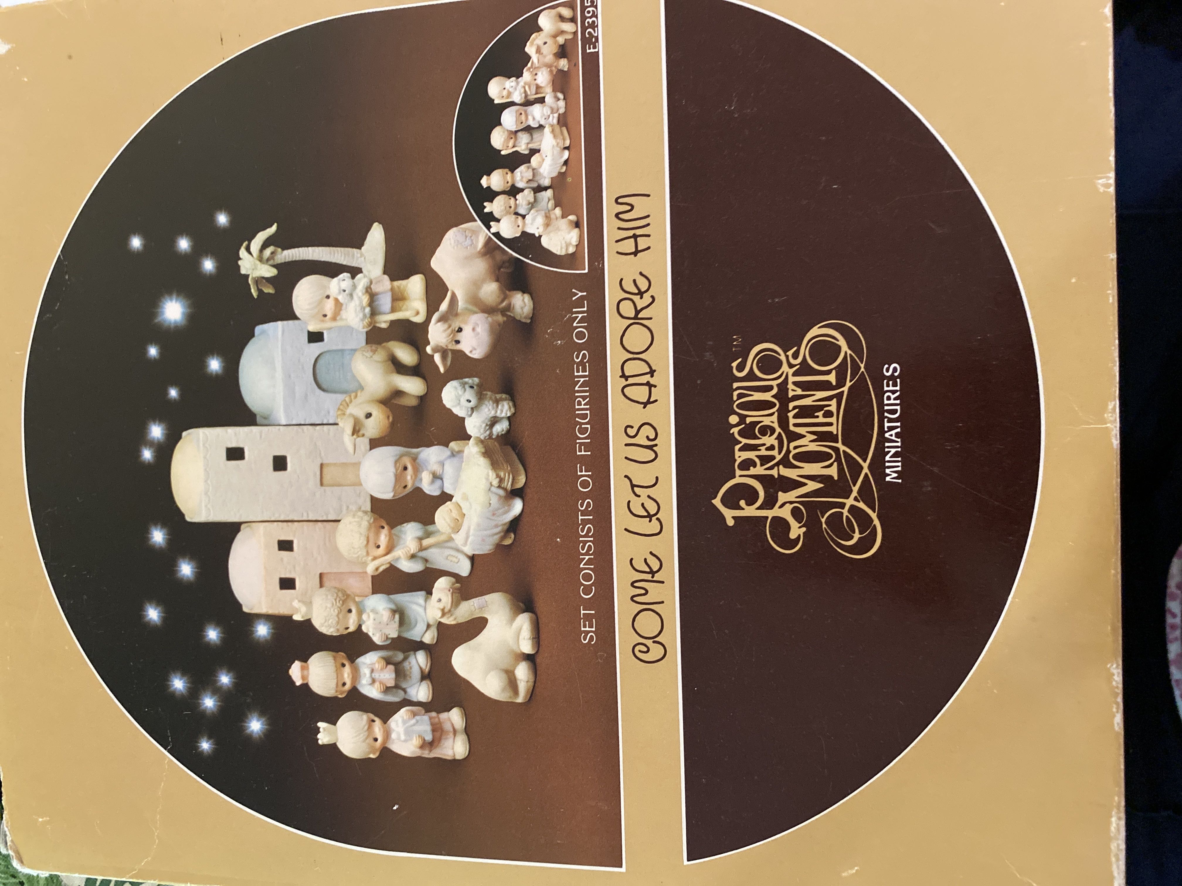 Come Let Us Adore Him Set - Olive Branch 1986 Marking (Nativity) ornament collectible - Main Image 2