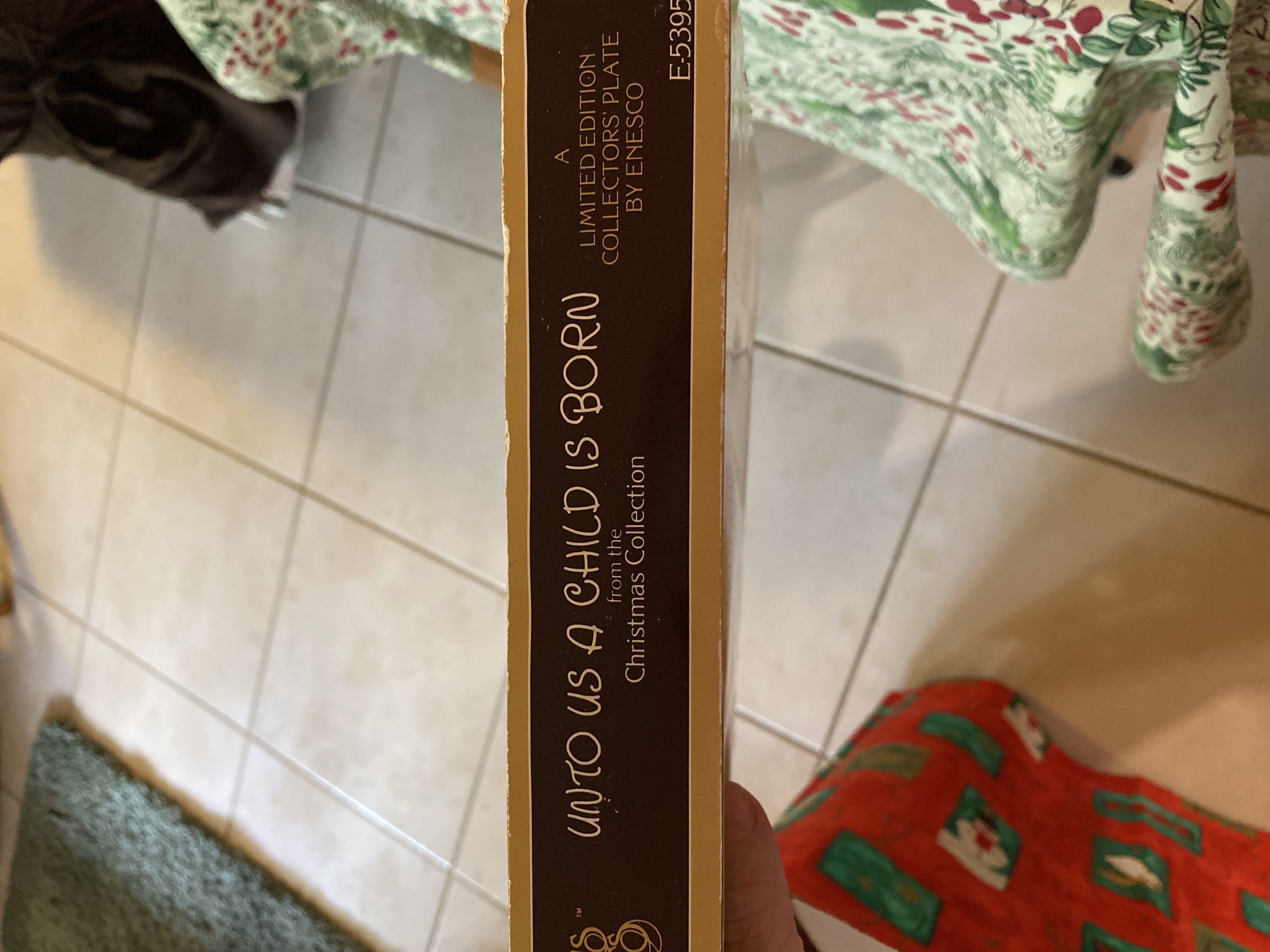 Plate - Unto Us A Child Is Born - Cross 1984 Marking (Nativity) ornament collectible - Main Image 4