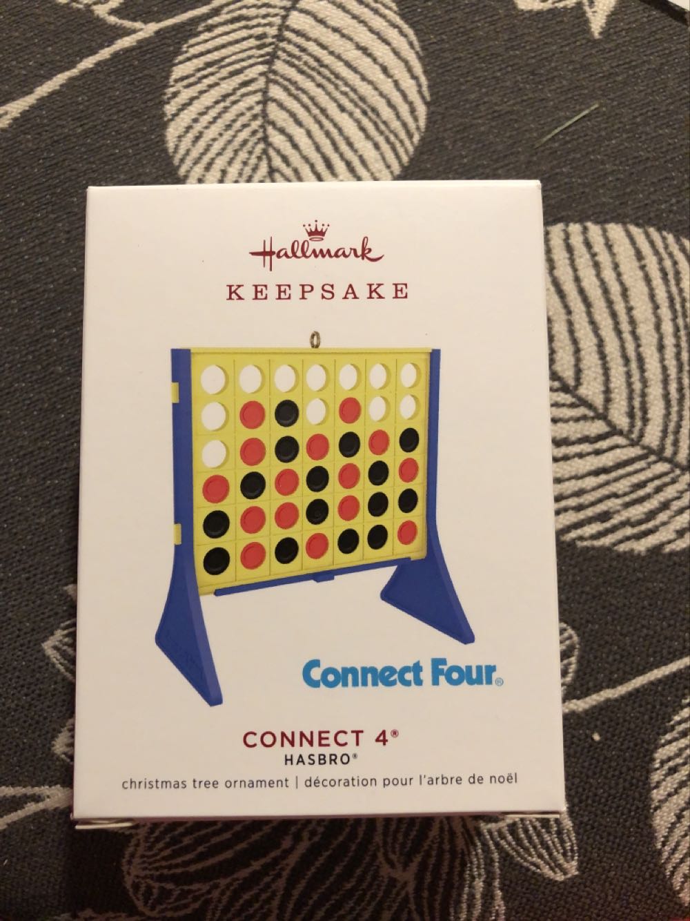 CA Khokhloma Gold ball with red flowers