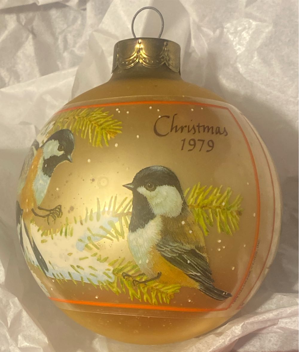 Christmas Chickadees - Tree-trimmer Collection (Birds) ornament collectible - Main Image 2