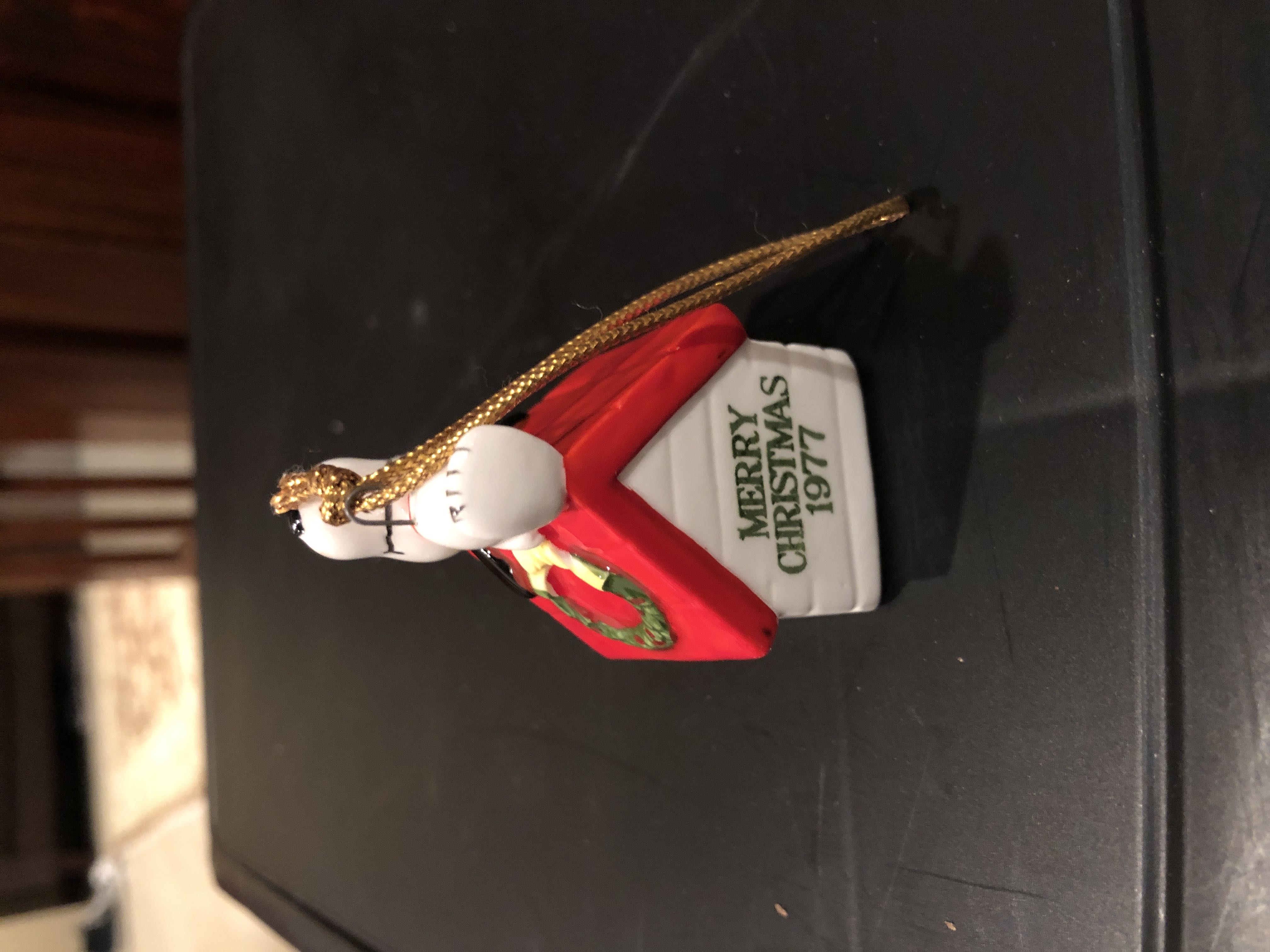 Snoopy 1977  ornament collectible - Main Image 3