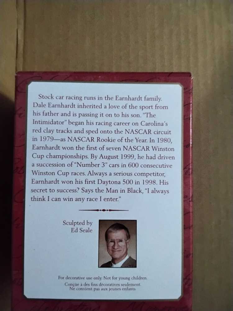 Dale Earnhardt - Nascar (nascar) ornament collectible [Barcode 015012569568] - Main Image 2