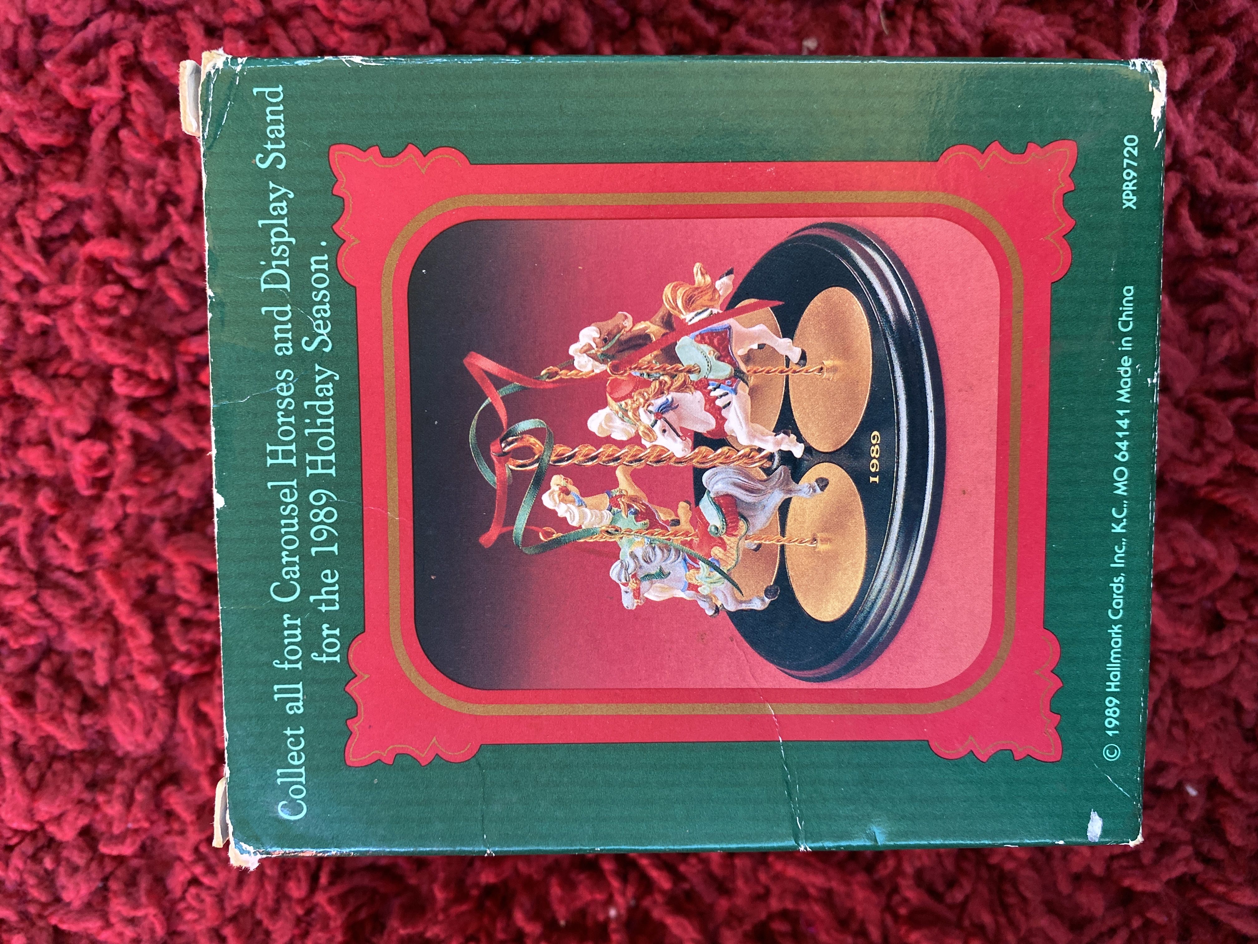 CH#2 - ”Holly” - Christmas Carousel Horse (Carousel Horse) ornament collectible [Barcode 070000022838] - Main Image 2