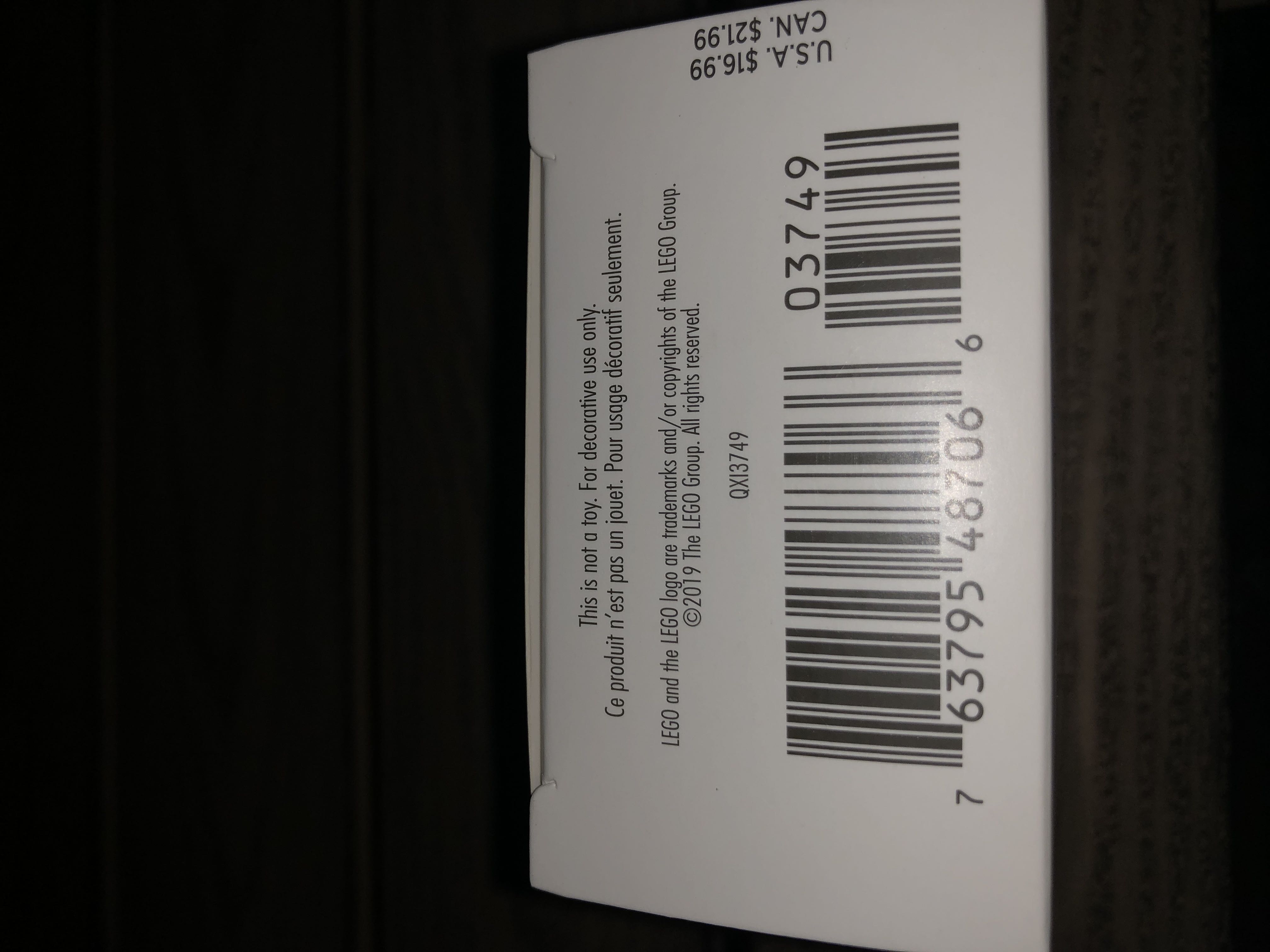 Santa Claus - Lego (LEGO Holiday Minifigures) ornament collectible [Barcode 763795487066] - Main Image 4