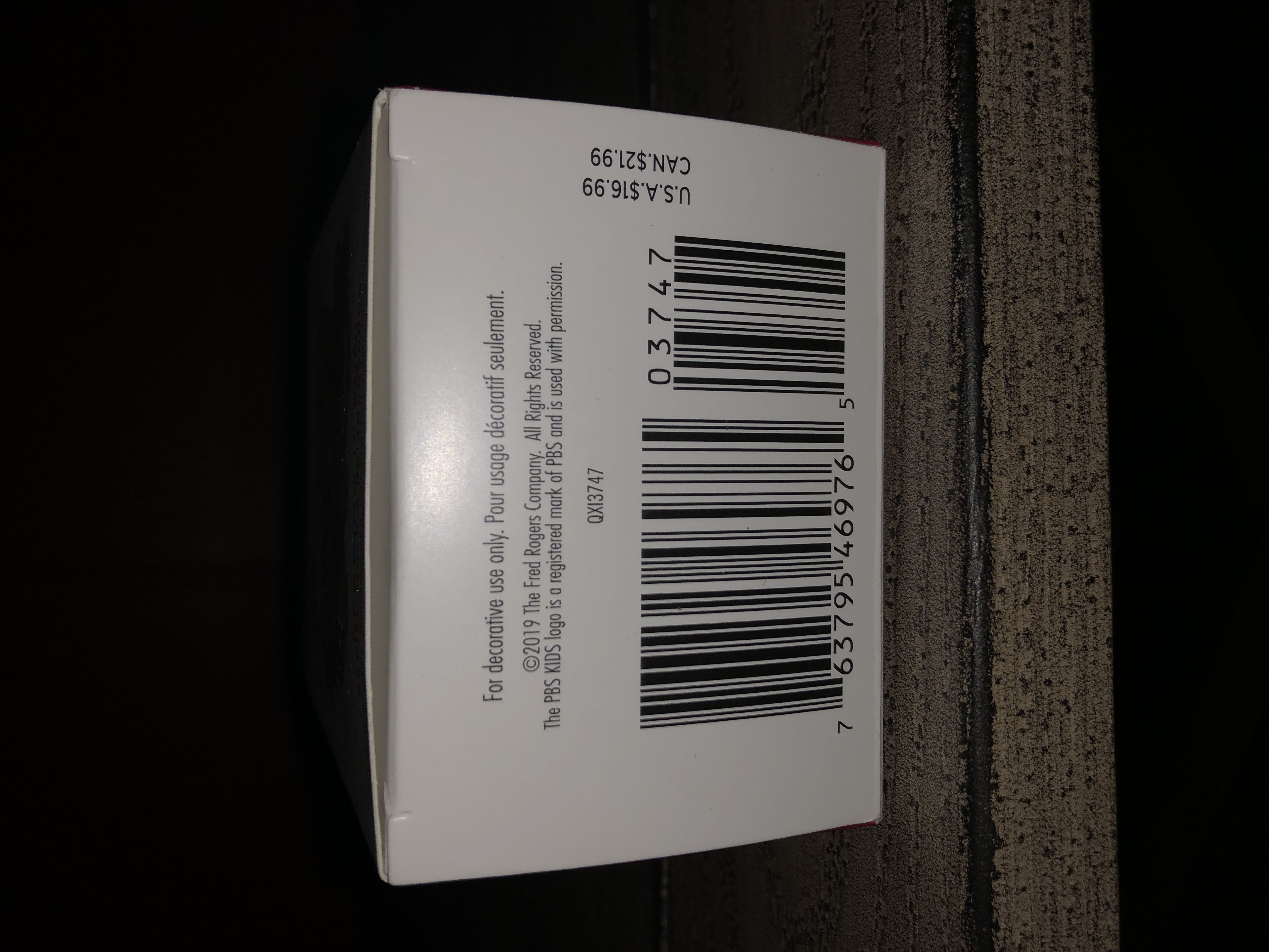 Reading Is Fun! - Daniel Tiger’s Neighborhood (Hallmark Keepsake) ornament collectible [Barcode 763795469765] - Main Image 4