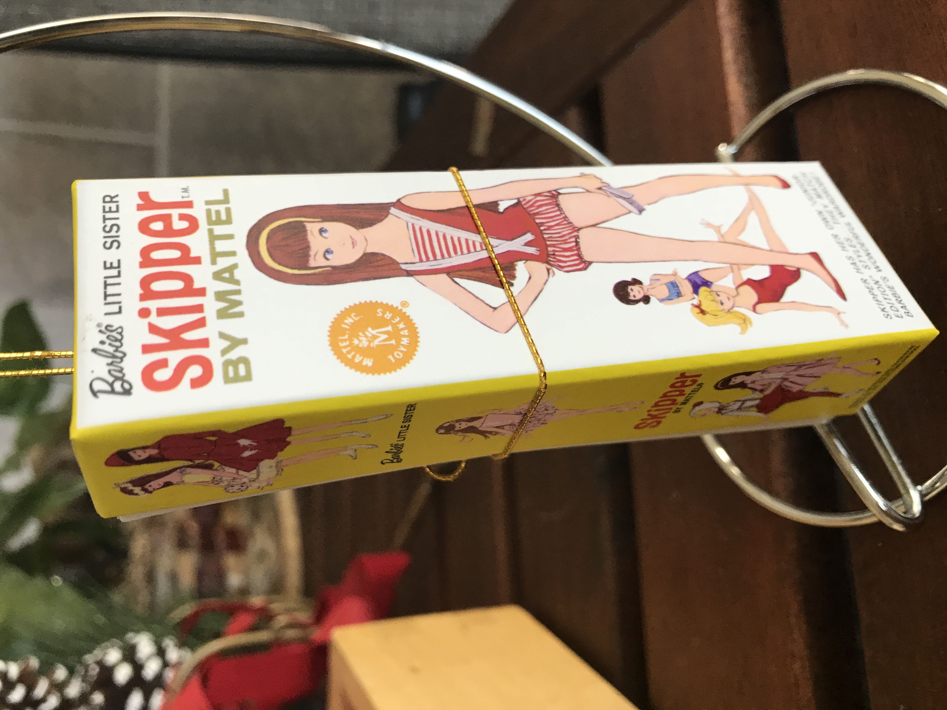Skipper - Barbie in Box (Barbie) ornament collectible [Barcode 763795284627] - Main Image 2