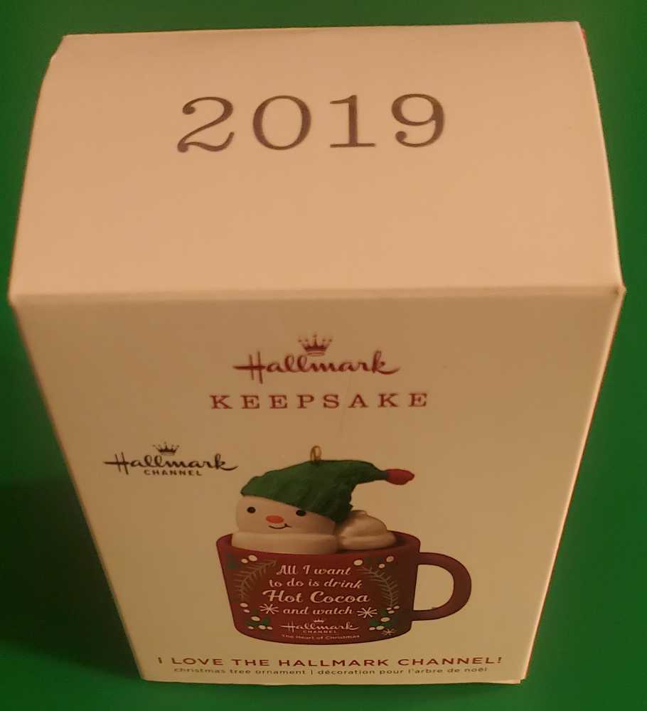 Hallmark: I Love The Hallmark Channel! 2019 - Hallmark Channel (Christmas Hot Chocolate) ornament collectible [Barcode 763795556274] - Main Image 3