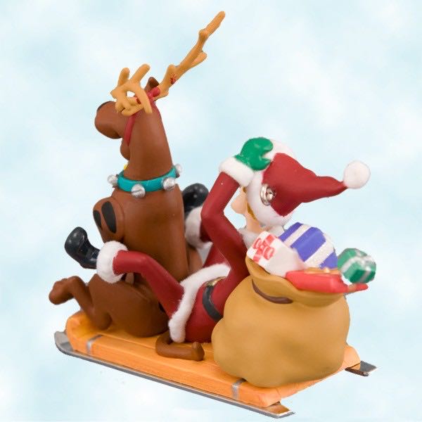 “Scooby Doo’s Holiday Adventure” - Cartoon Network Classics (Scooby-Doo Where Are You?) ornament collectible - Main Image 2